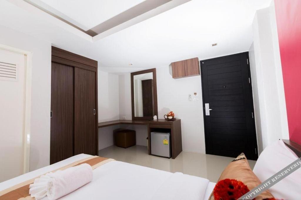 Euro Luxury Pavillion Pratunam Bangkok Bagian luar foto