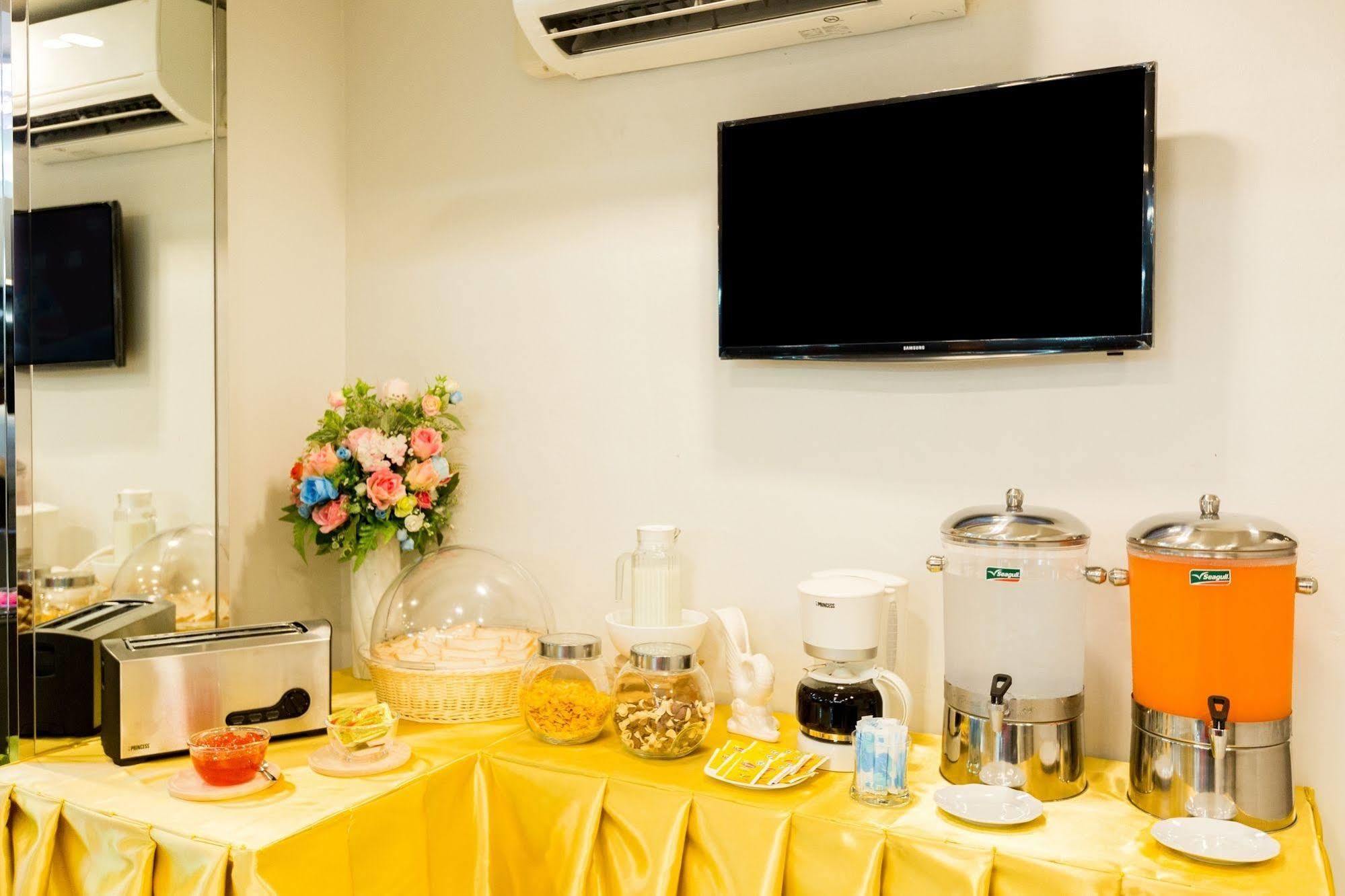 Euro Luxury Pavillion Pratunam Bangkok Bagian luar foto